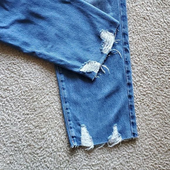 NWT Good American Vintage Jagged Hem Straight Leg Jeans- 18 - Picture 6 of 11